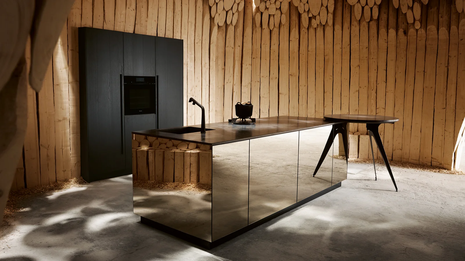 Spiegelglasfront 