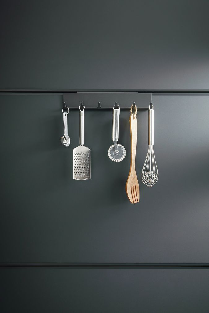 hook rail for kitchen utensils