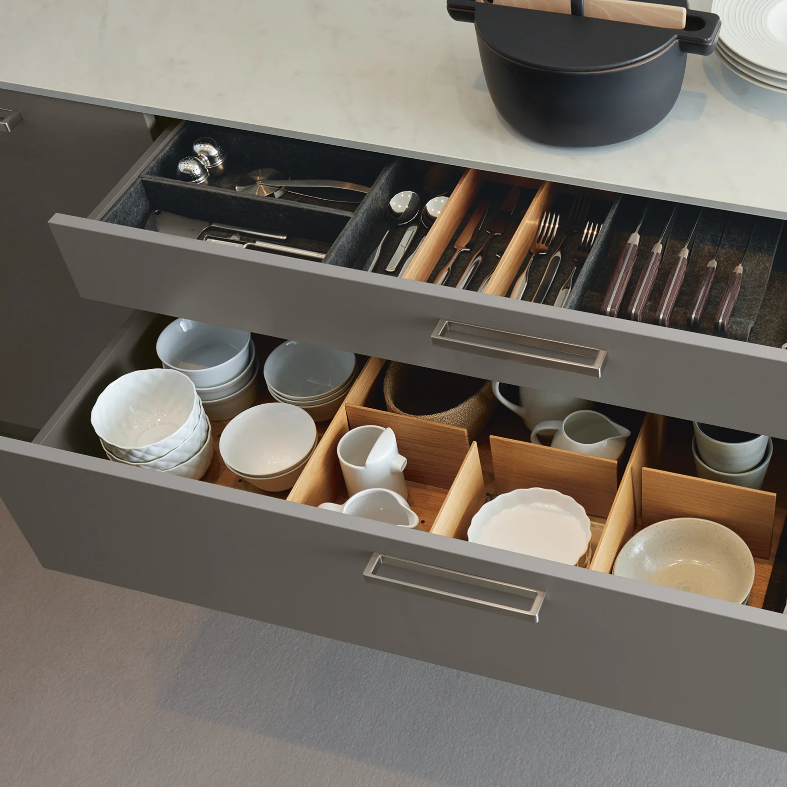 next125 kitchen drawer with interior fittings