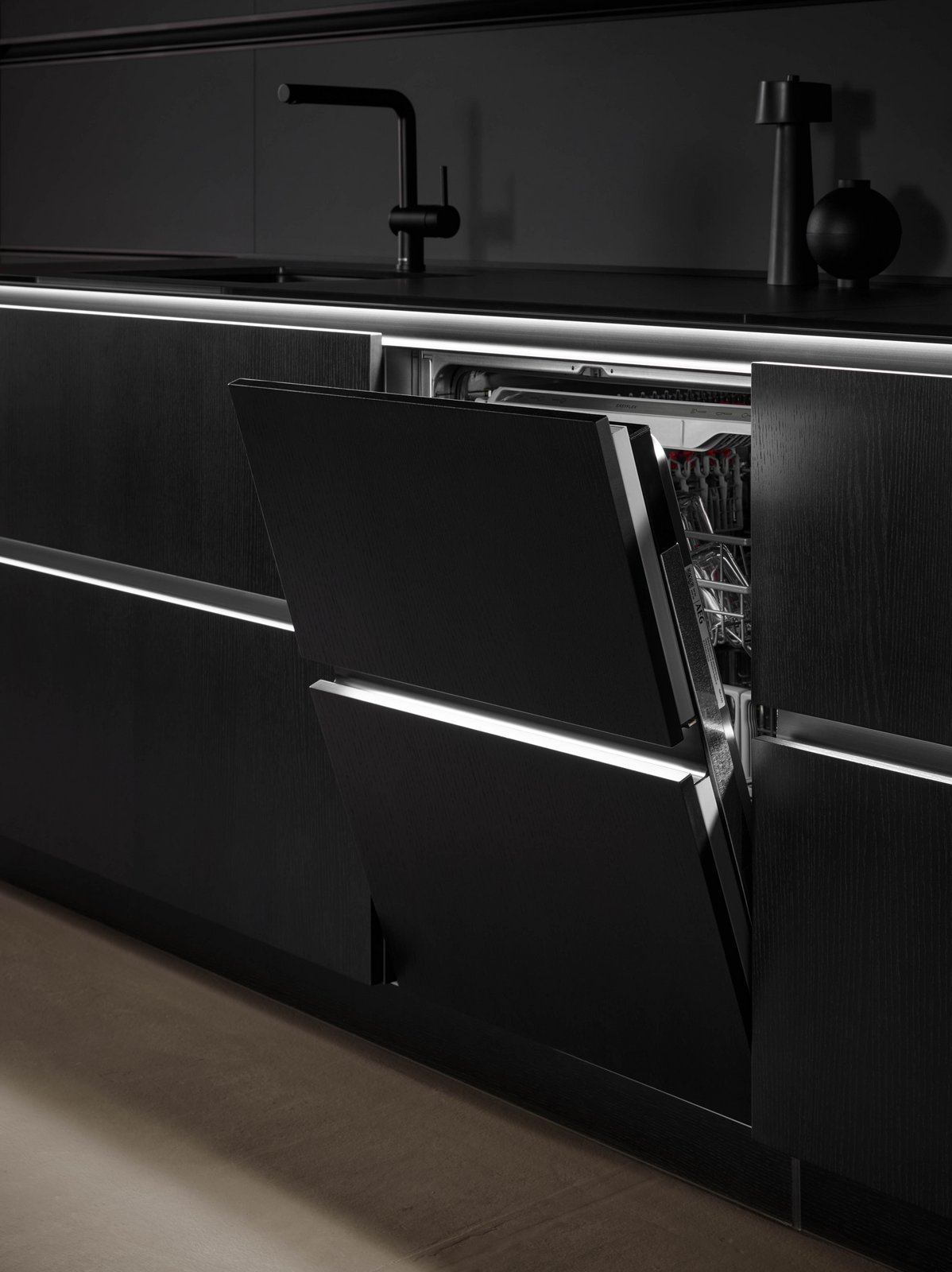 led lighting system for washing machines