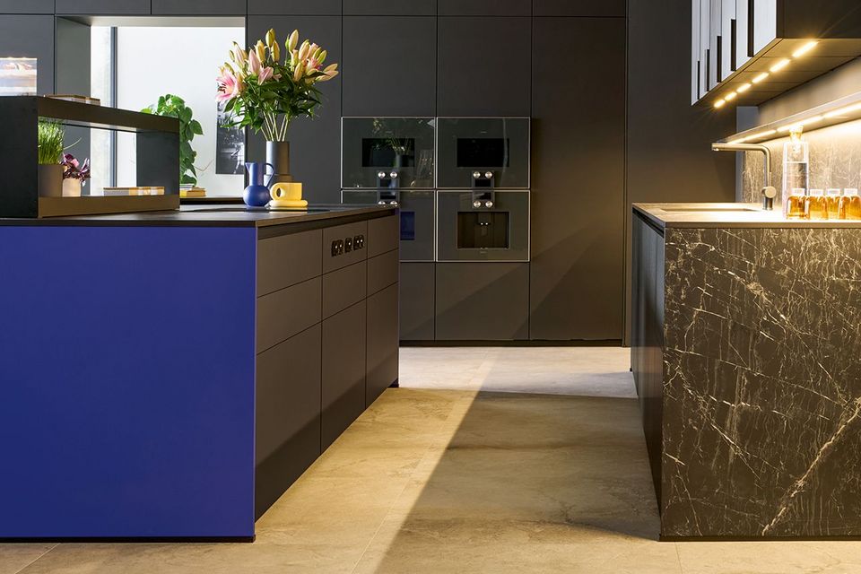 Ultramarine kitchen