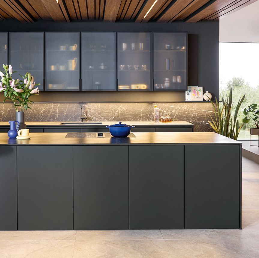 kitchen with a adjoining table