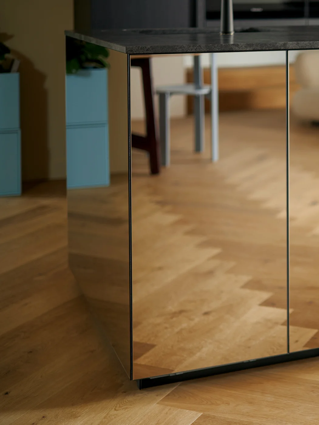Spiegelglasfront
