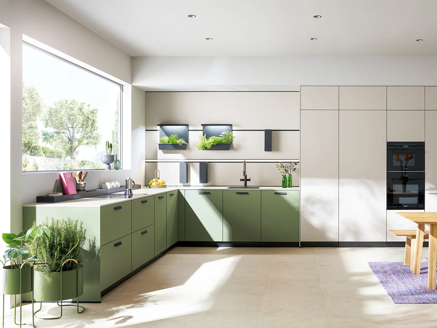 Esstisch aus Holz in eine moderne Küche
