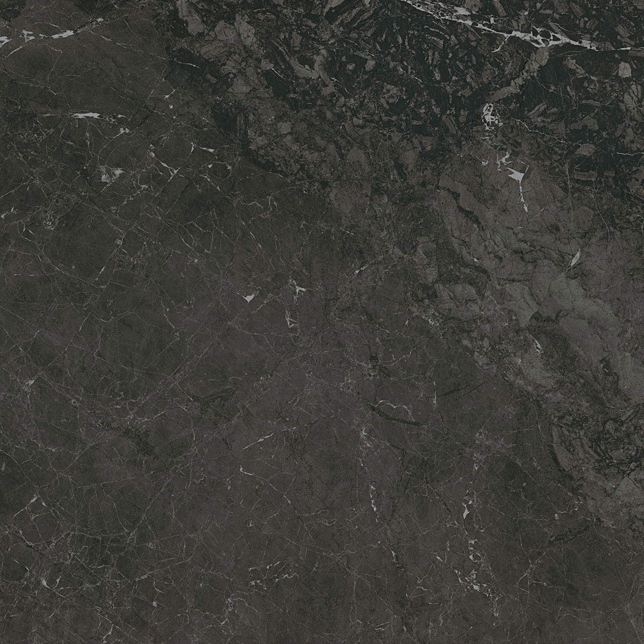 Oberfläche in dunkler Natursteinoptik mit feiner Körnung und unregelmäßigen Schattierungen