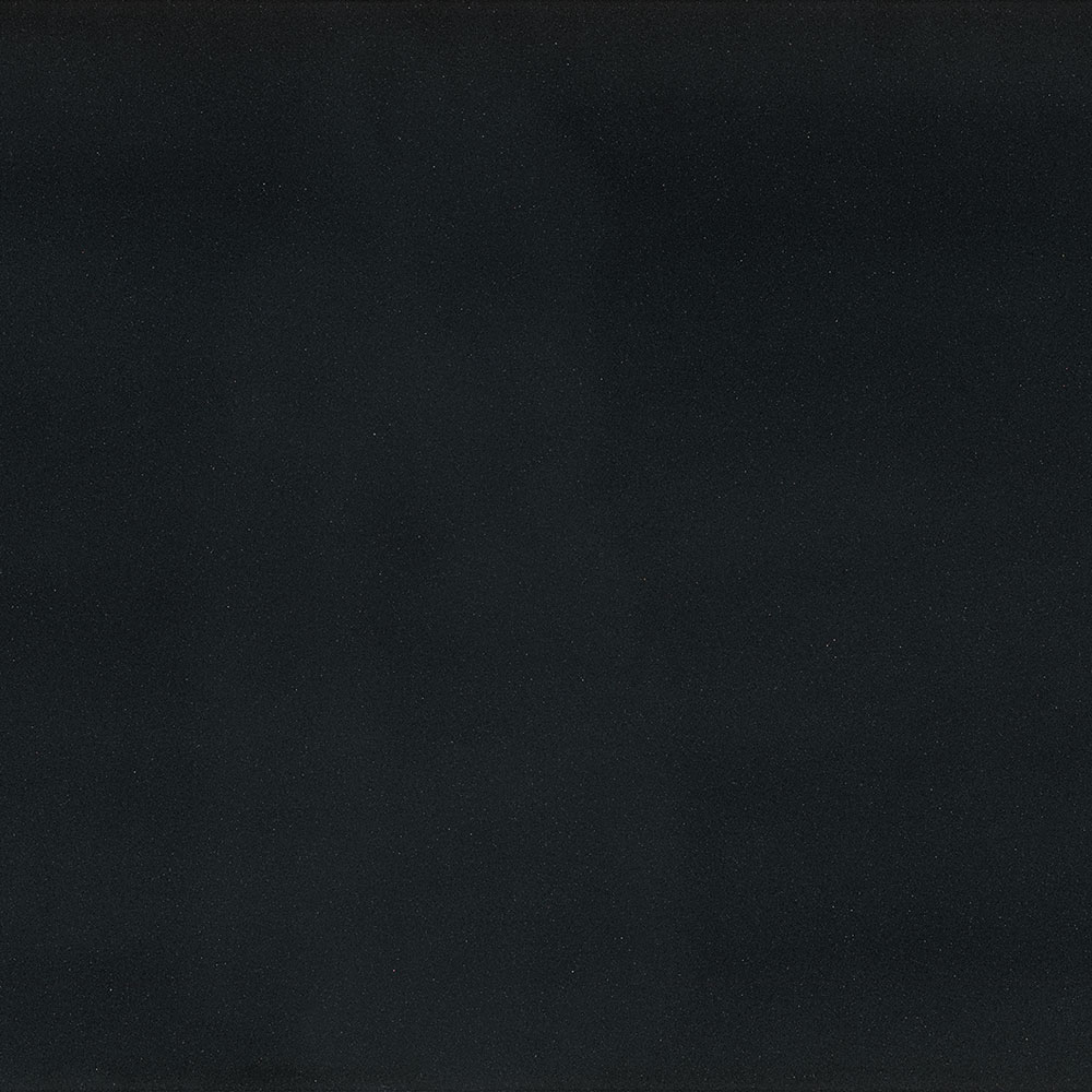 Schwarze Küchenfront mit strukturierter Oberfläche – modernes Design für exklusive Premiumküchen